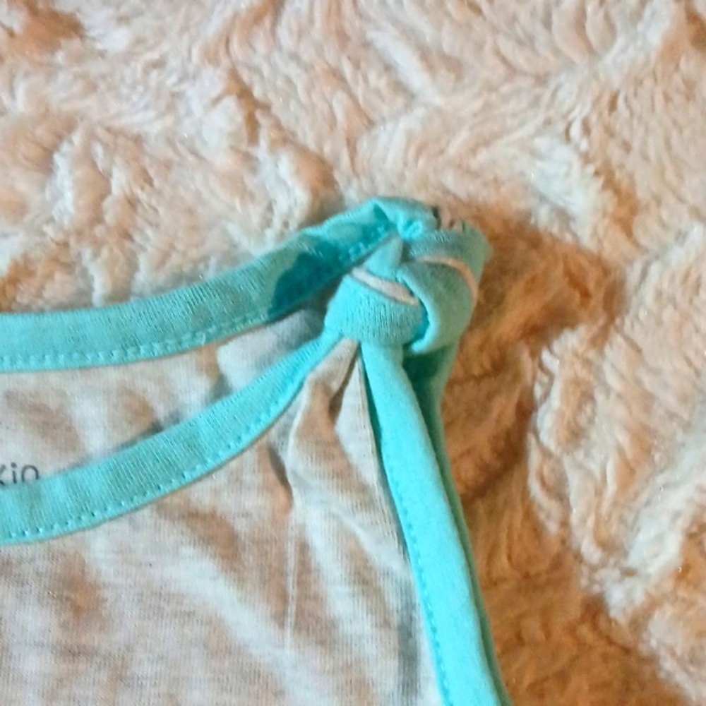 Sleep Set (2pc) and (1)Tank Bundle - Picture 6 of 13
